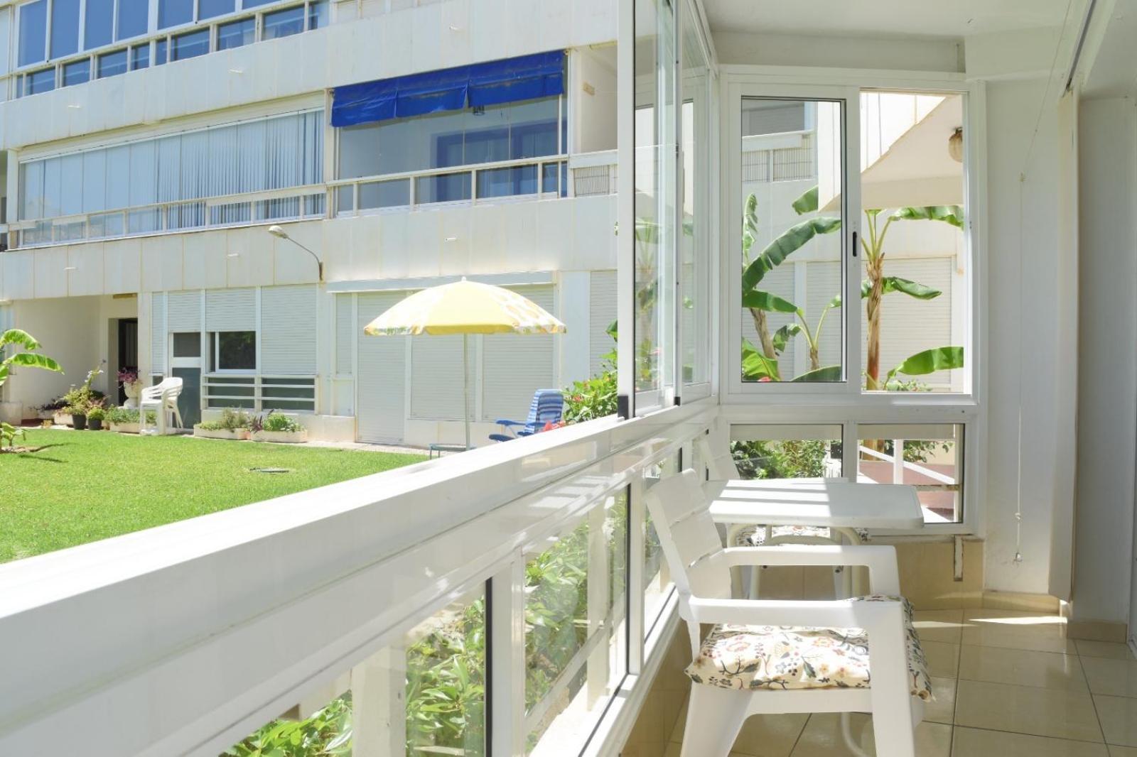 Apartamentos De Los Cisnes เบนัลมาเดนา ภายนอก รูปภาพ